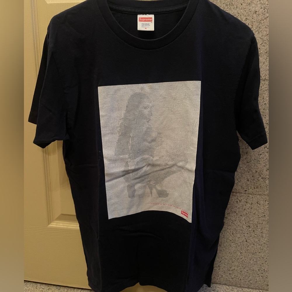 Supreme Tee M